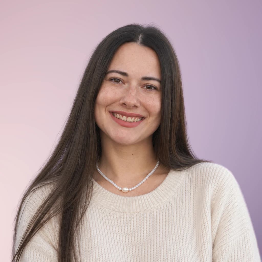 Masha, English teacher in Vancouver