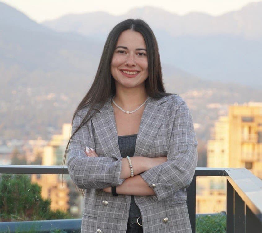 Masha, English teacher in Canada